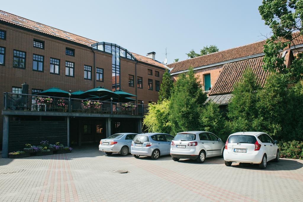 Kuldigas Metropole Hotel Exterior photo